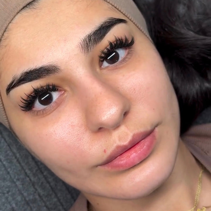 How to Apply Anime Lash Extensions: A Step by Step Lash Artist Guide