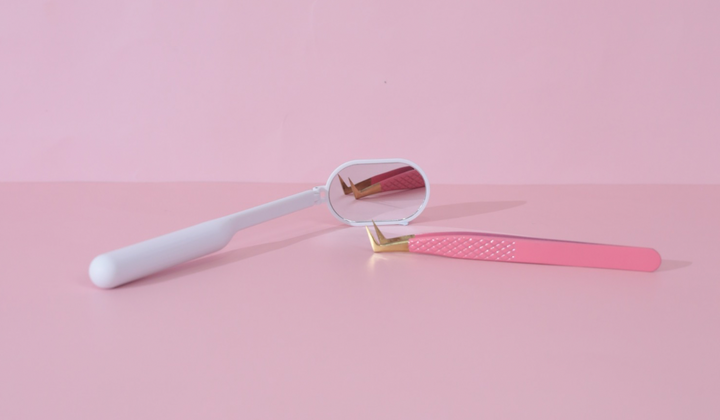 Premade Lash Fans vs Handmade: Which is Better for Your Clients?