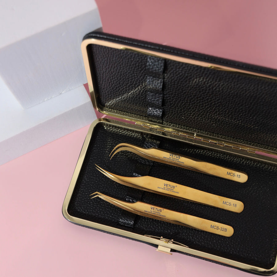 Tweezers