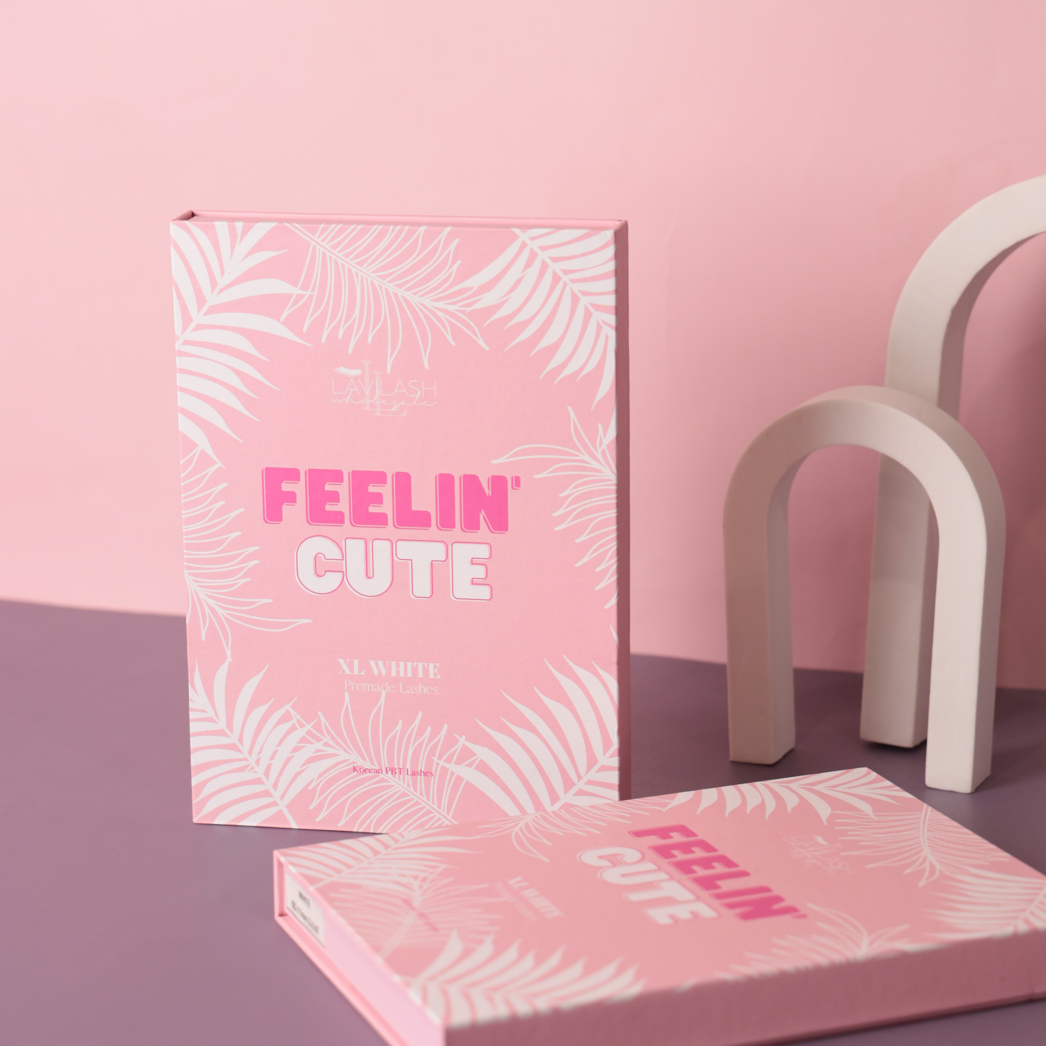 White Eyelashes - LaviLash Wholesale