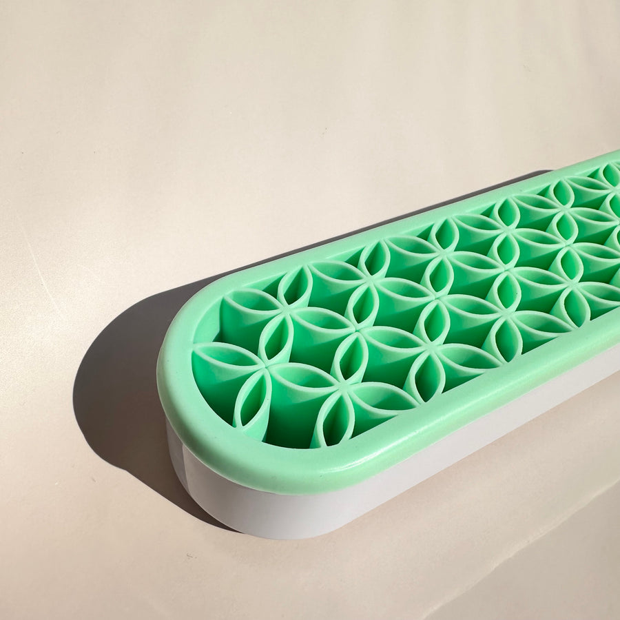 Green Lash Tweezer Holder - Organized Storage for Lash Tools