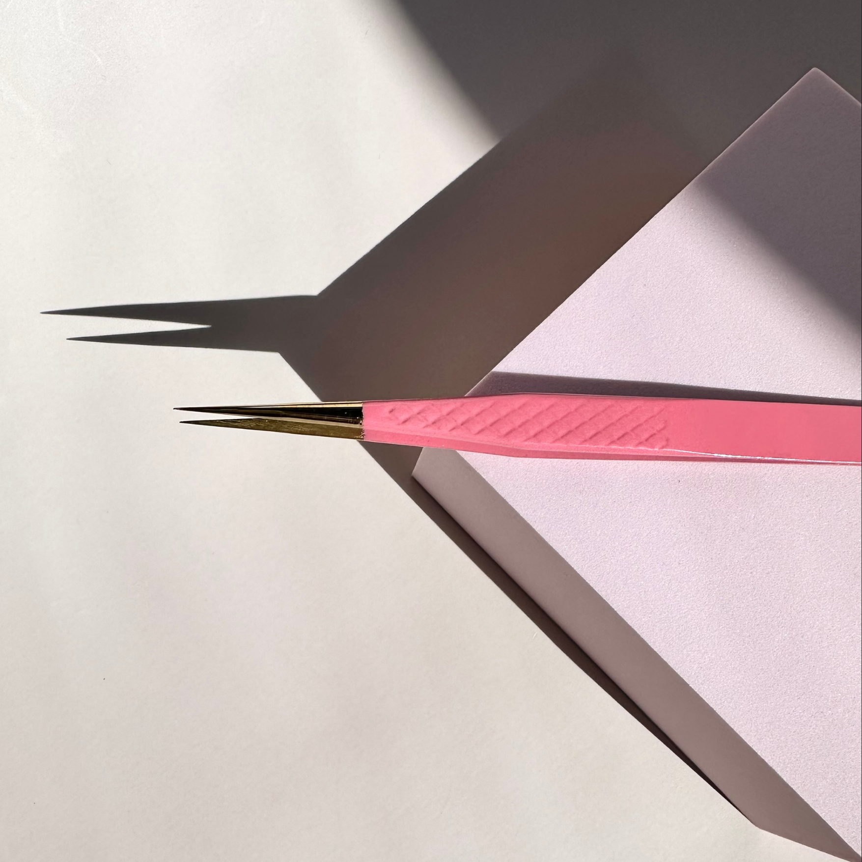 LaviLash Isolation Tweezers - Straight 