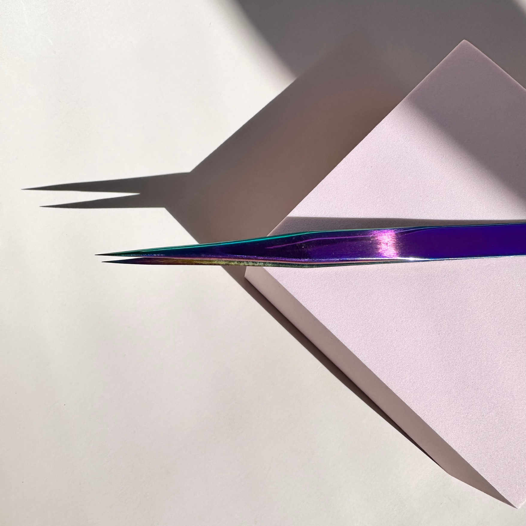 Straight Tweezers - Rainbow Coulored