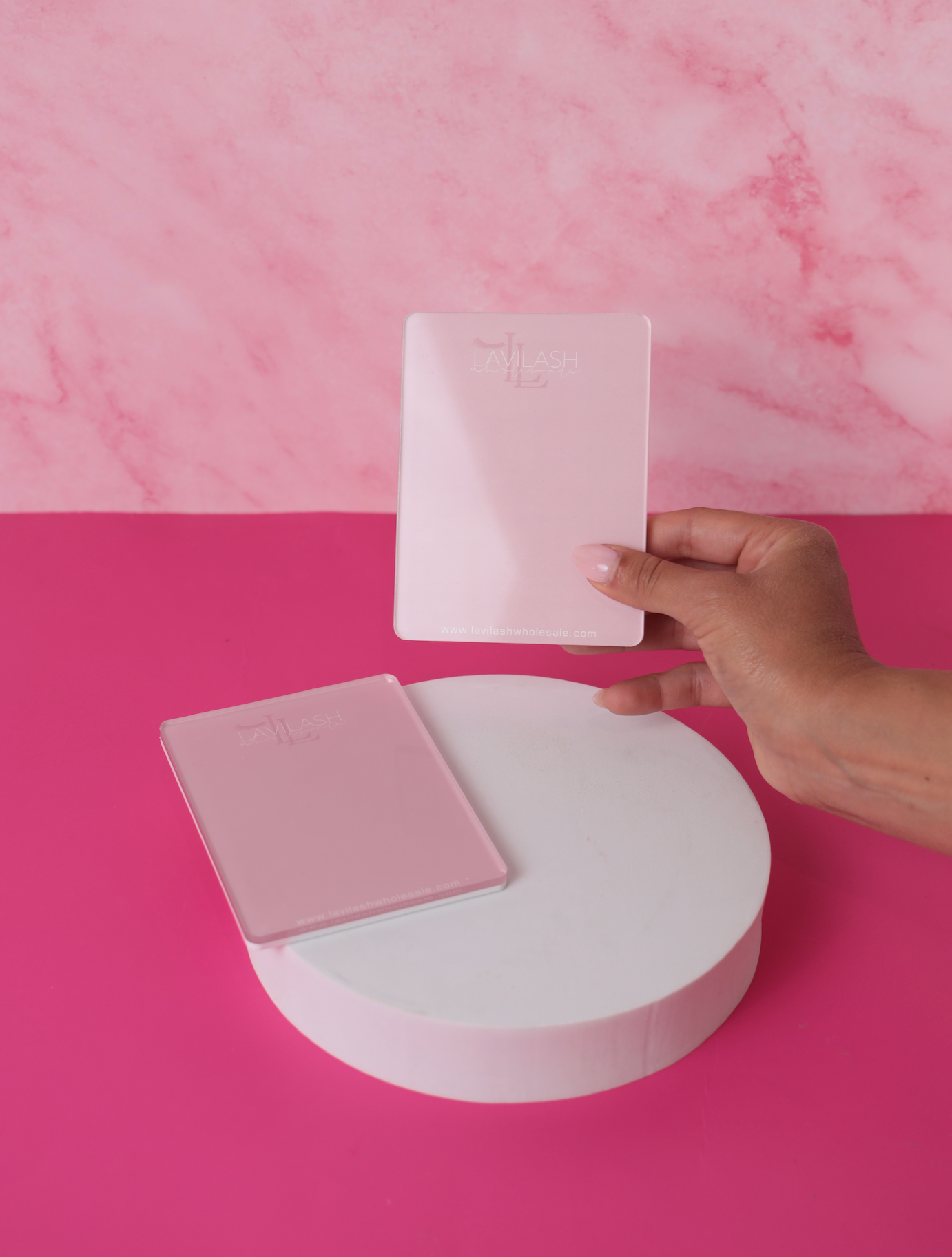 Lavilash Lash Tile - Organized Adhesive Setup for Lash Artists