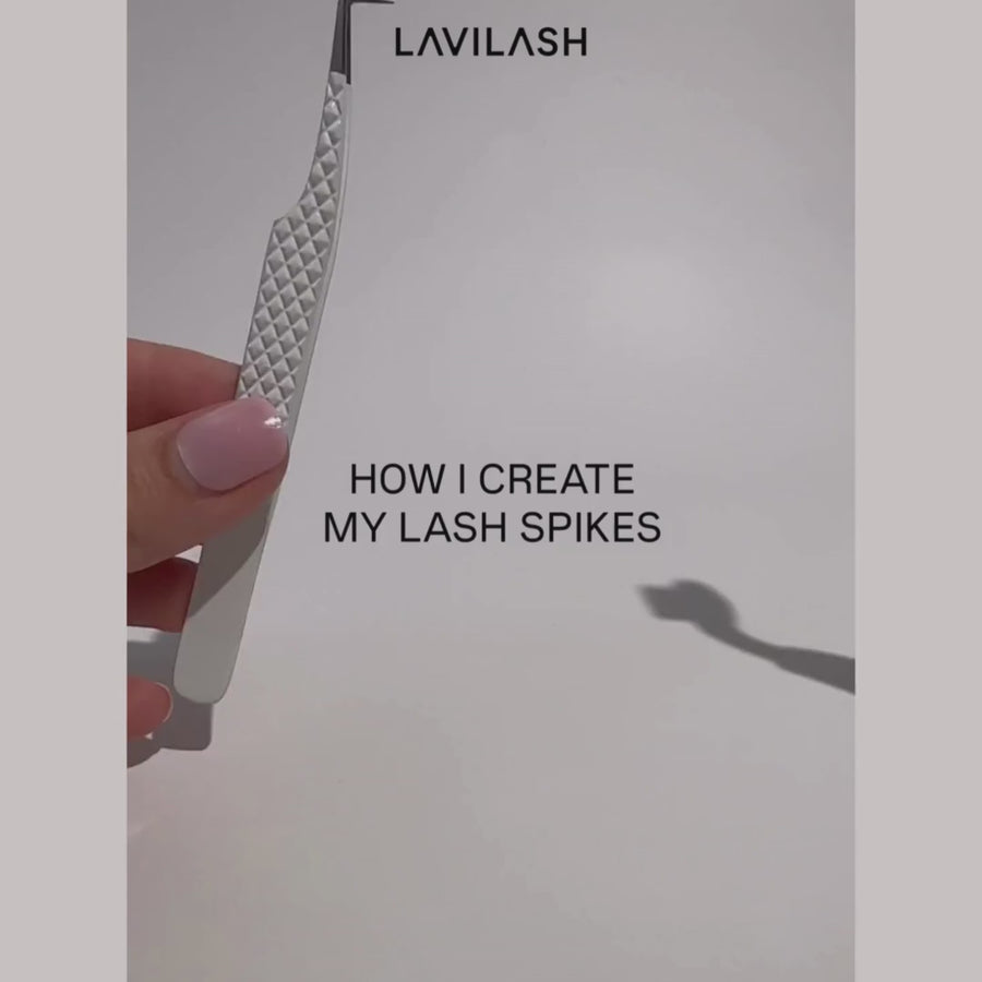 SPIKE LASH COMB