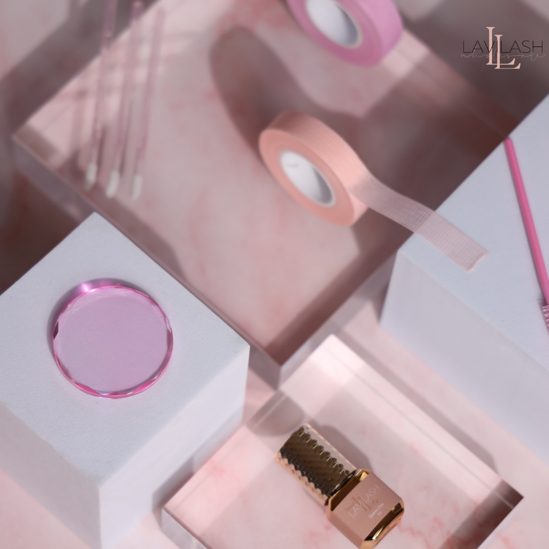 Crystal Pink Plate - Elegant Adhesive Palette for Lash Artists