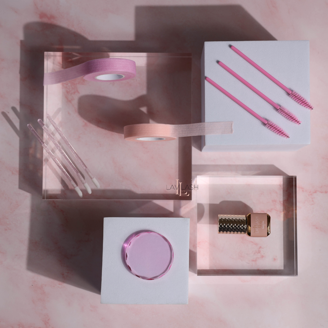 Crystal Pink Plate - Elegant Adhesive Palette for Lash Artists