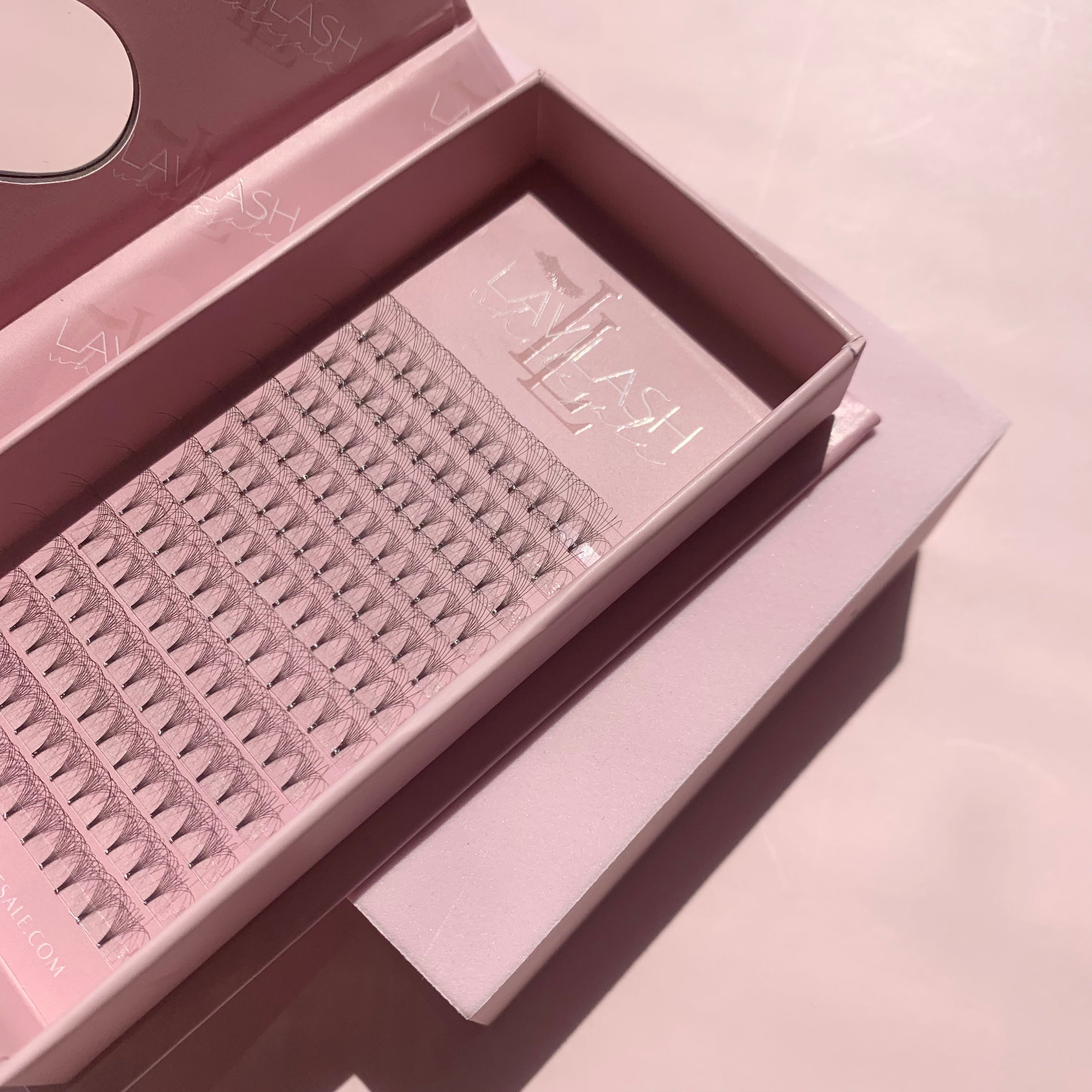 8d premade fans - Lavilash Wholesale