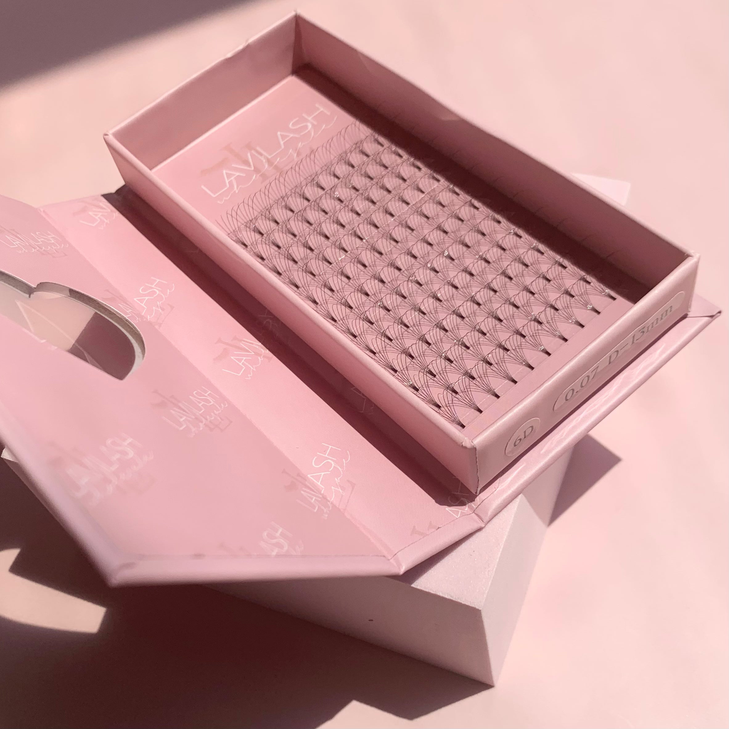 6D Premade Lashes – LaviLash Wholesale