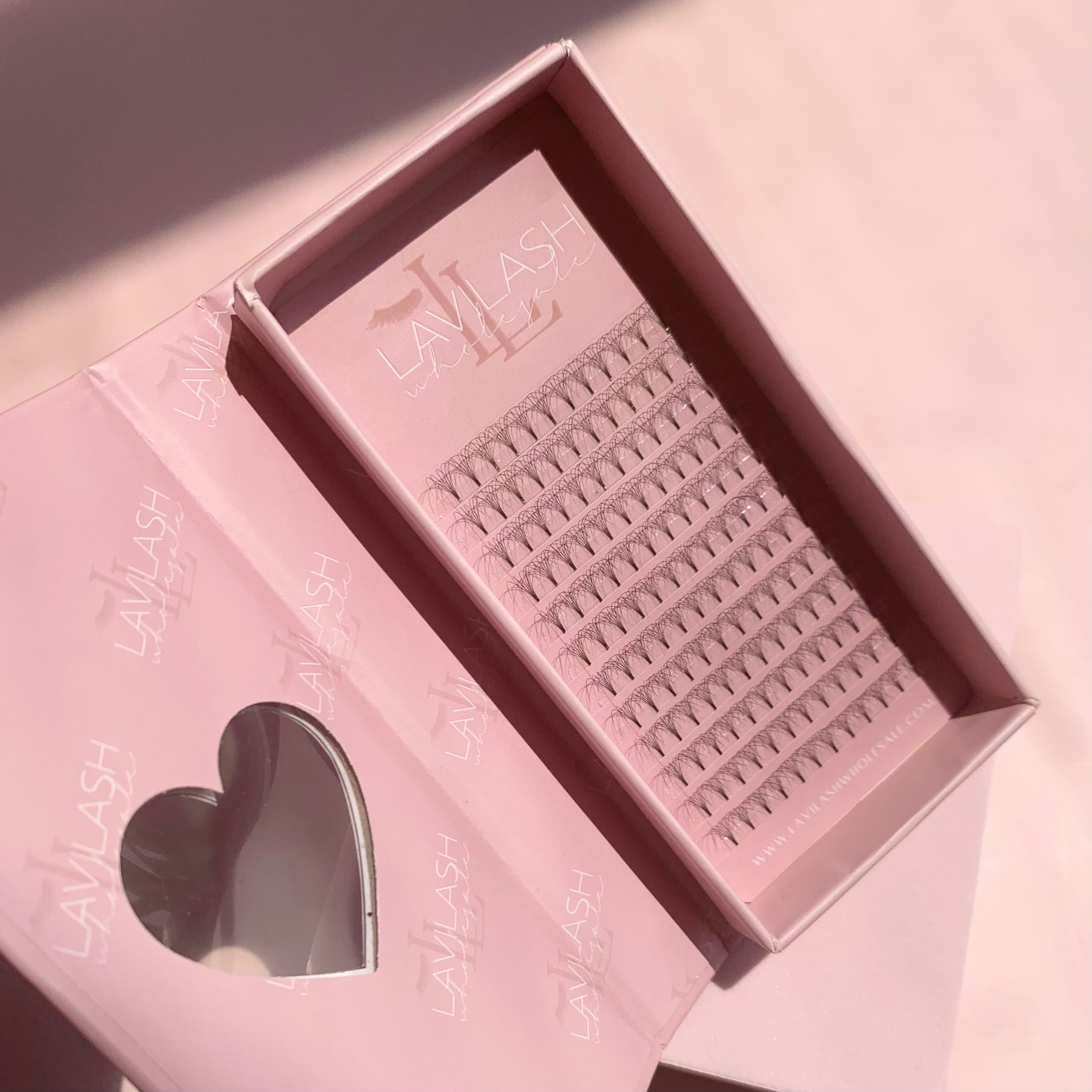 6D Lashes Premade – LaviLash Wholesale