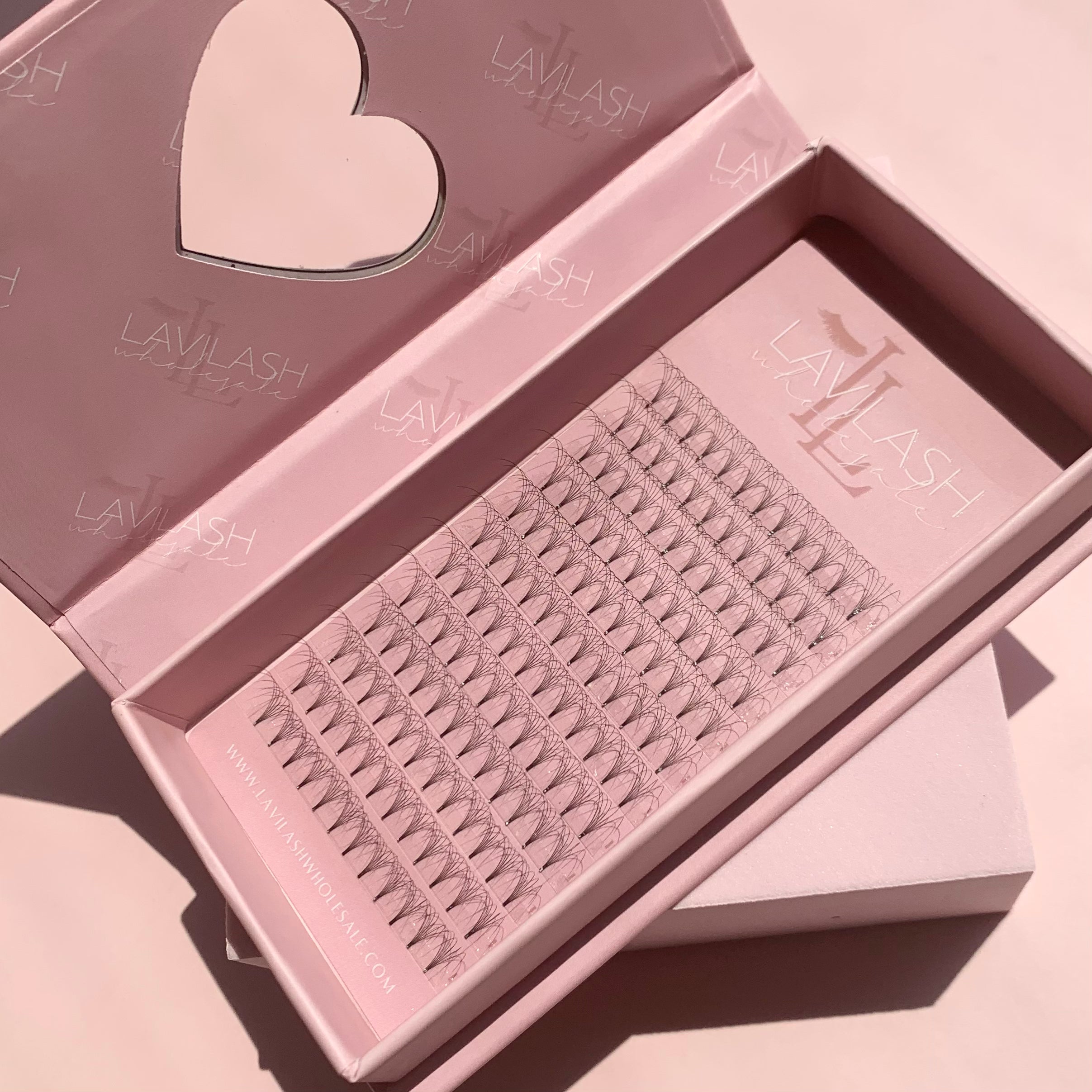 6D Eyelash Extensions - Premade