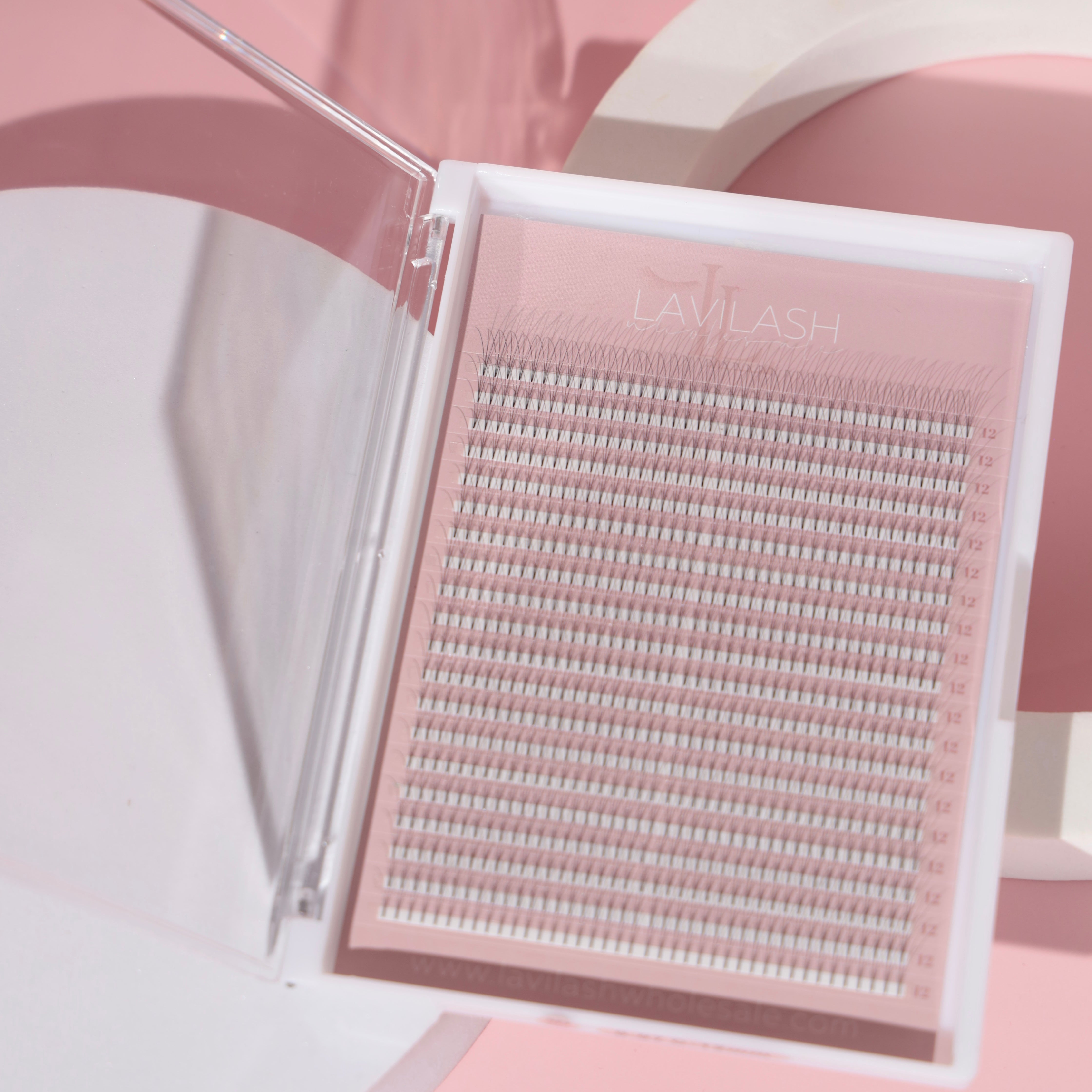 3D Volume Lashes - LaviLash 3D Premade Lashes XL in Acrylic Trays