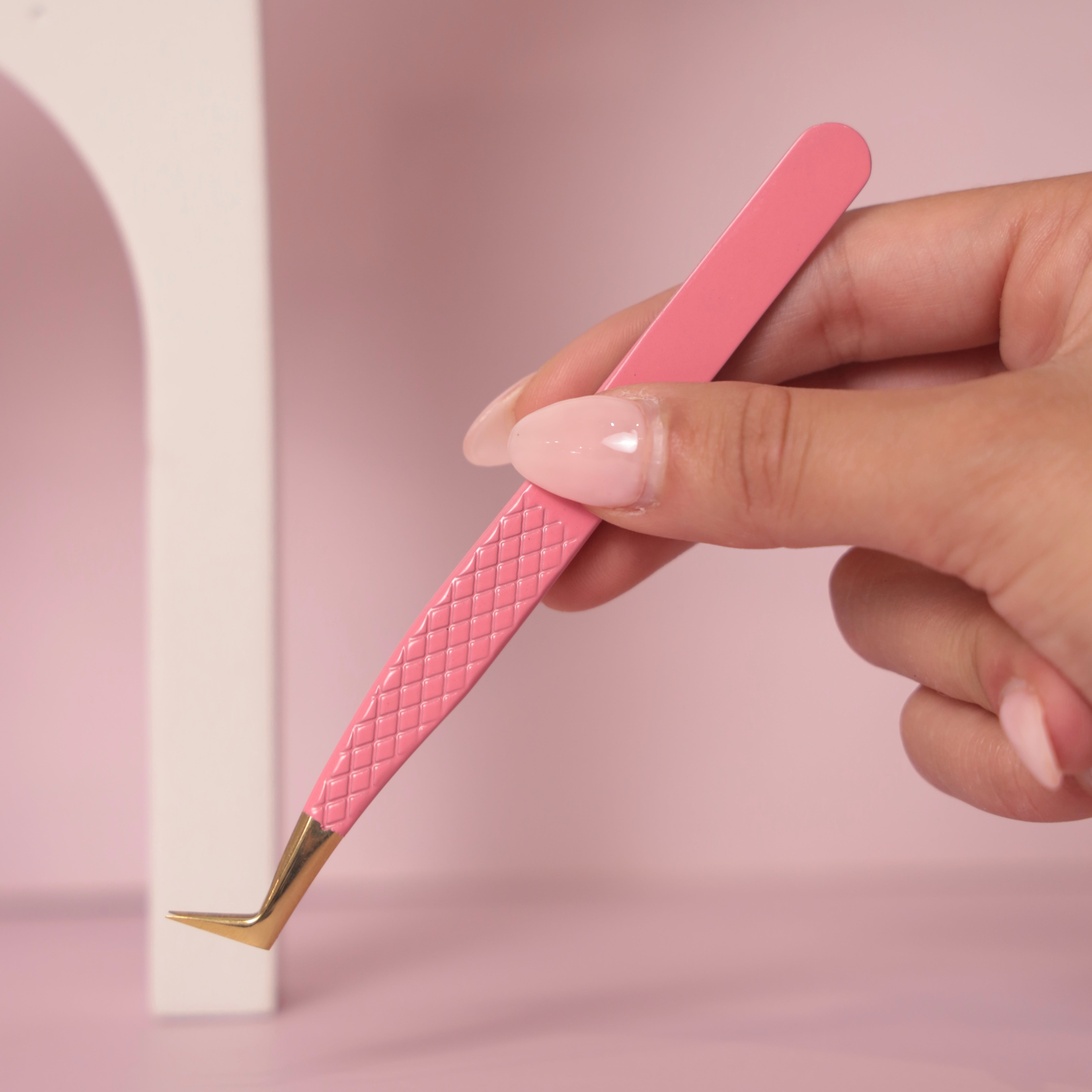 LAVILASH 90 Degree "Boot" Tweezers