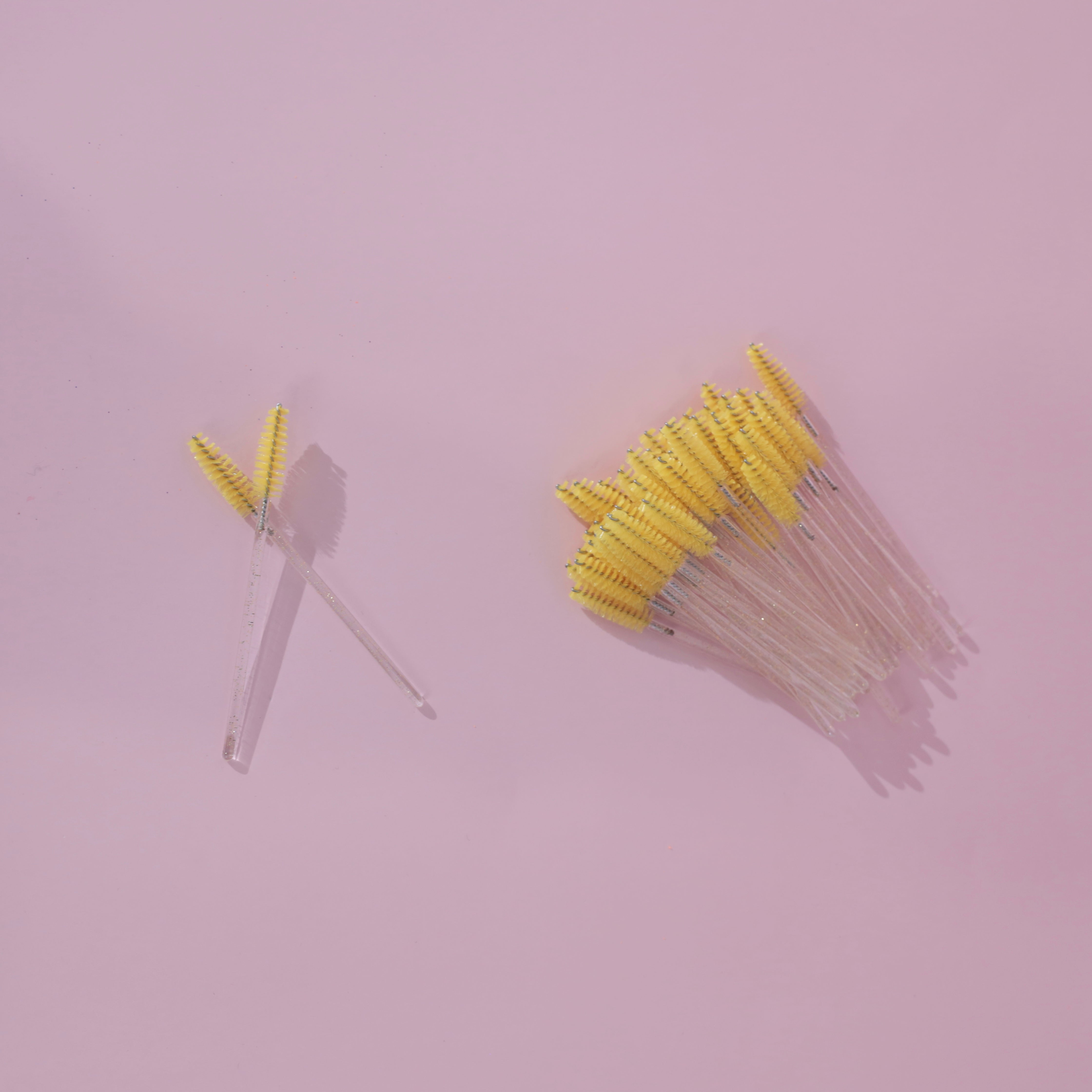 Yellow Lash Wands - Glitter Handle Lash for a Glamorous Finish