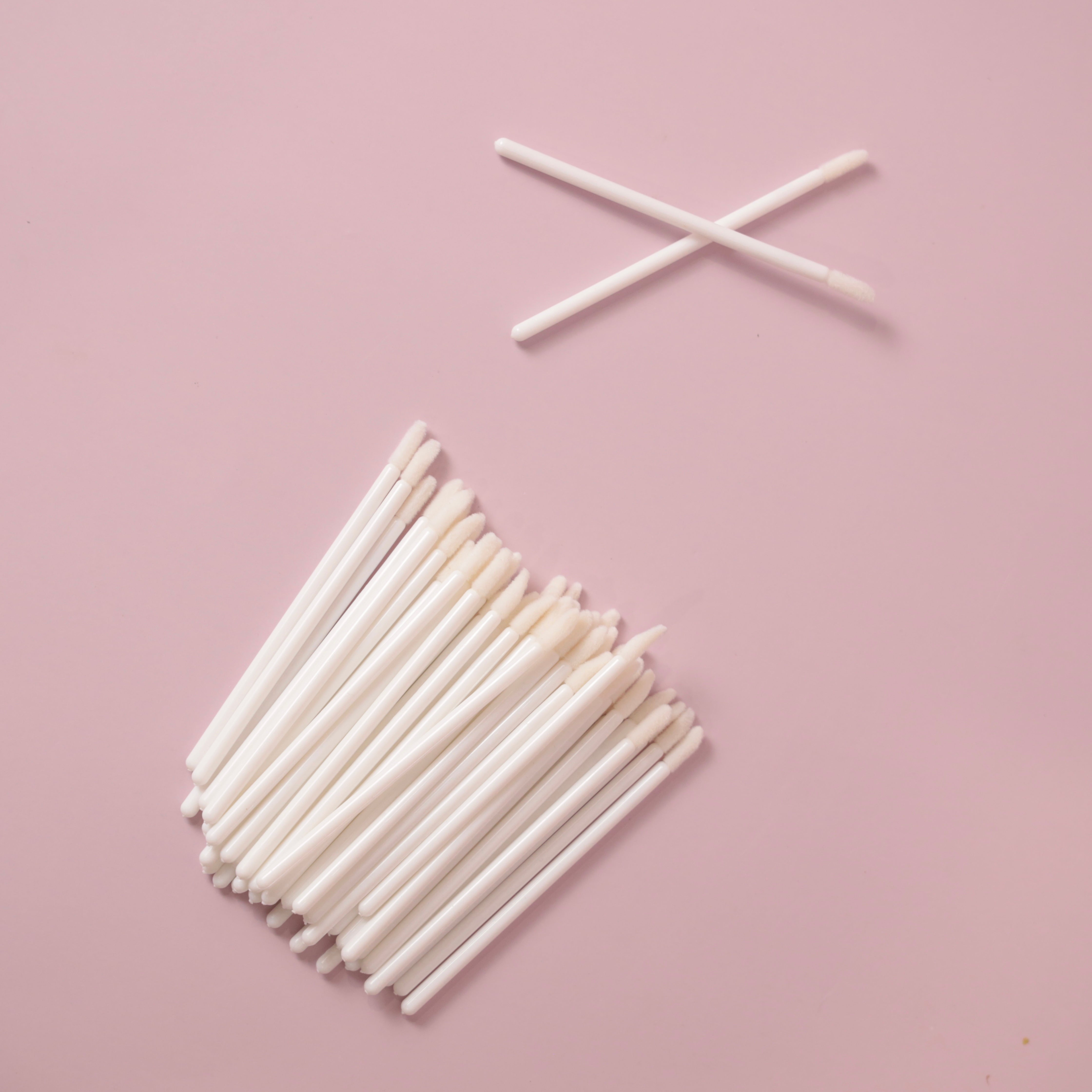 Disposable Lip Wands - white